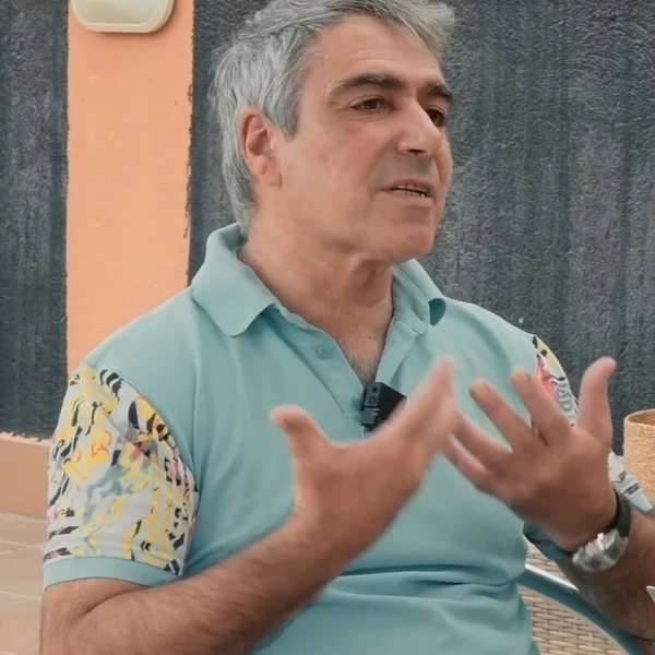 Ángel Romero durante su conversación
